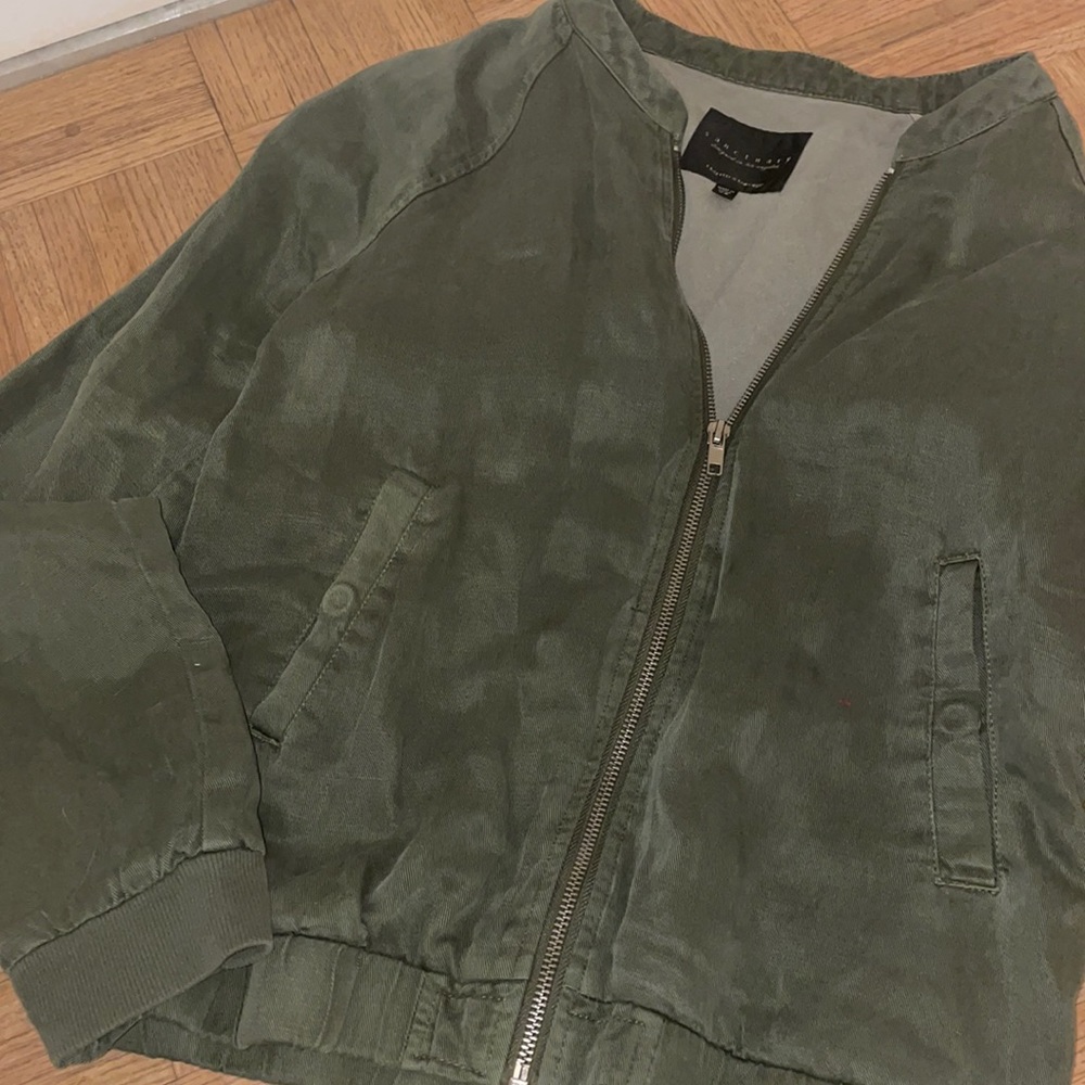 Bomber jacket